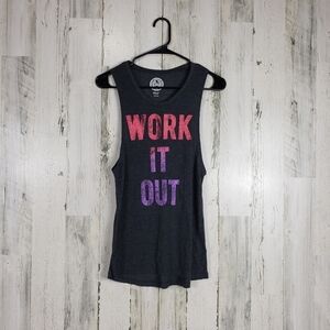 So dark gray work it out tank size small